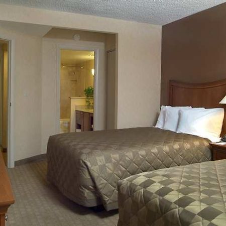 Embassy Suites Cleveland - Downtown Habitación foto