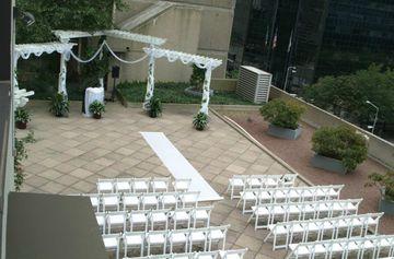 Embassy Suites Cleveland - Downtown Exterior foto